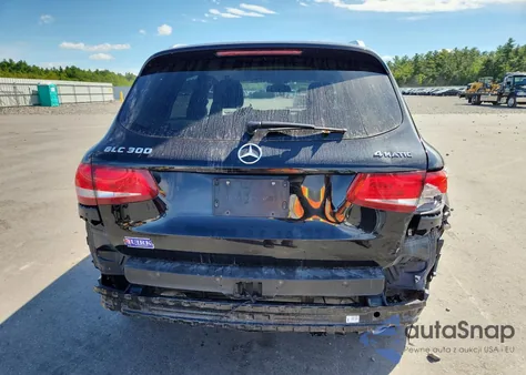 2016 Mercedes-Benz Glc 300 4Matic z USA, uszkodzony, nr VIN WDC0G4KB5GF017962